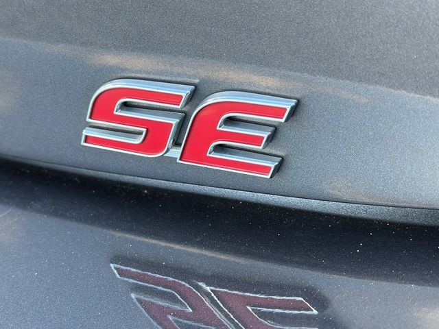 Used 2022 Toyota Corolla SE FWD image 34