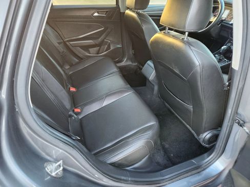 Used 2020 Volkswagen Jetta SE image 39