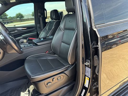 Used 2021 Cadillac Escalade ESV Sport w/ Driver Assist Tech Package AWD/4WD image 14