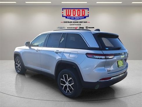 New 2025 Jeep Grand Cherokee Limited image 5