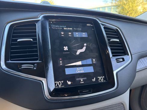 Used 2022 Volvo XC90 T6 Inscription image 24