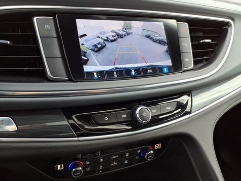 Used 2023 Buick Enclave Premium w/ Experience Buick Package FWD image 37