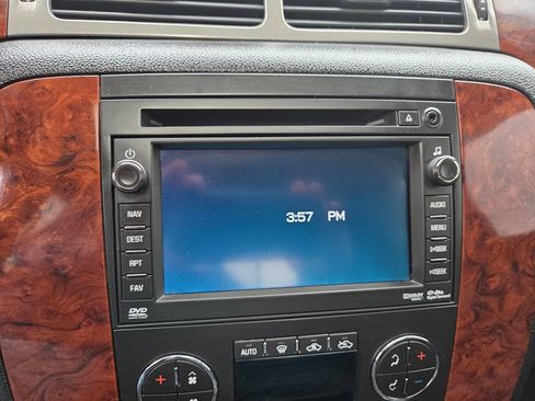 Used 2011 Chevrolet Silverado 2500 LTZ w/ LTZ Plus Package image 15