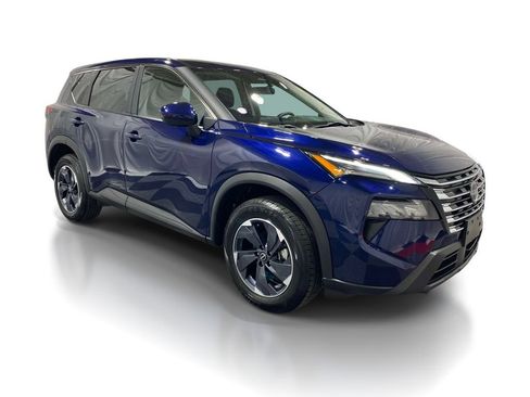 Used 2024 Nissan Rogue SV AWD/4WD image 5