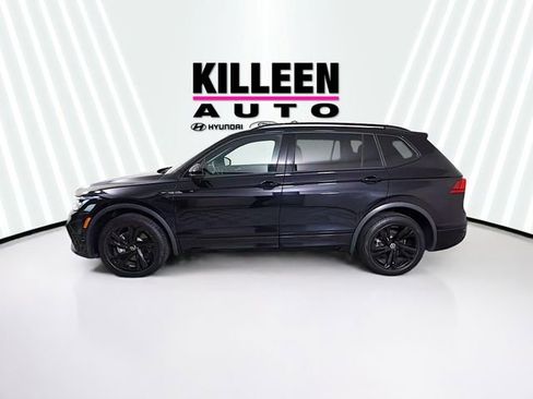 Used 2023 Volkswagen Tiguan SE R-Line image 4