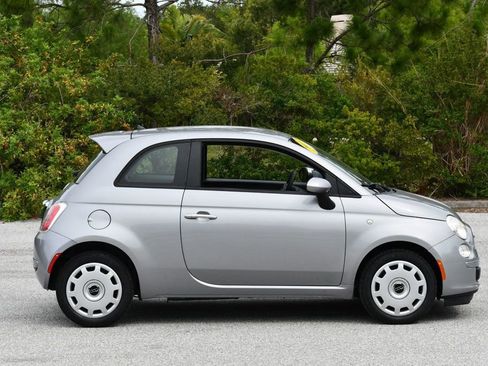 Used 2015 FIAT 500 Pop FWD image 7