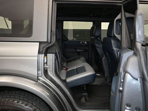 Used 2024 Ford Bronco Outer Banks image 26