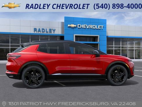 New 2026 Chevrolet Equinox EV RS image 5