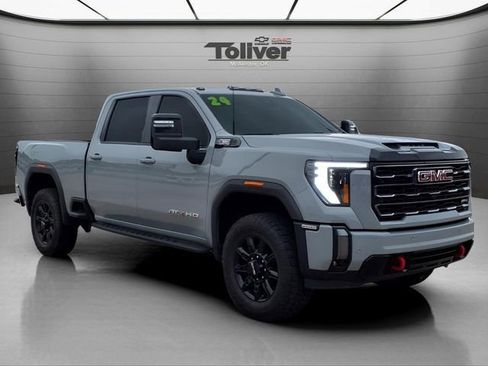 Used 2024 GMC Sierra 2500 AT4 w/ AT4 Premium Plus Package AWD/4WD image 2
