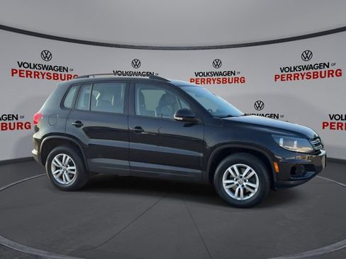 Used 2017 Volkswagen Tiguan S AWD/4WD image 9
