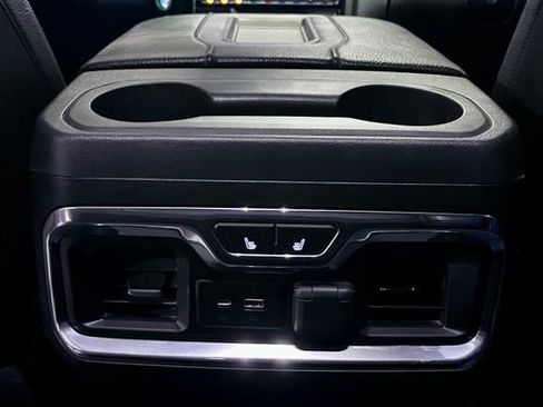 Used 2019 GMC Sierra 1500 Denali w/ Denali Ultimate Package AWD/4WD image 37