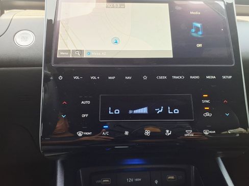 Used 2024 Hyundai Santa Cruz Limited AWD/4WD image 24