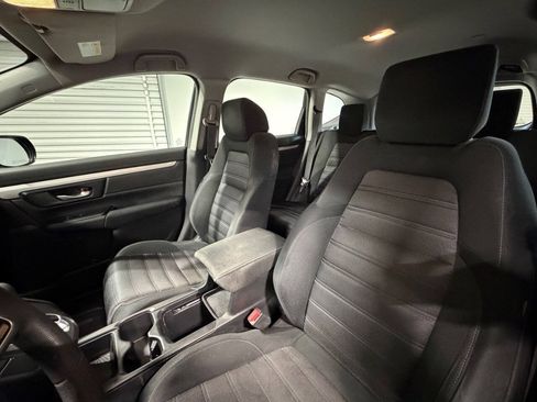 Used 2018 Honda CR-V LX image 10
