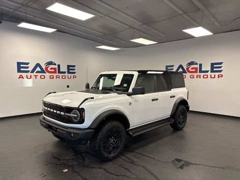 New 2025 Ford Bronco Outer Banks w/ Black Appearance Package image 6