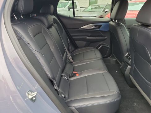 Used 2026 Chevrolet Equinox EV LT FWD image 19