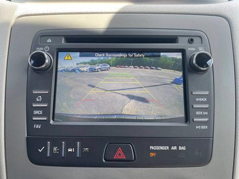 Used 2017 Chevrolet Traverse LS AWD/4WD image 14