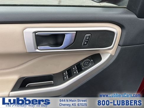 Used 2022 Ford Explorer XLT w/ Equipment Group 202A image 13