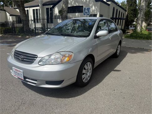 Used 2004 Toyota Corolla CE FWD image 3