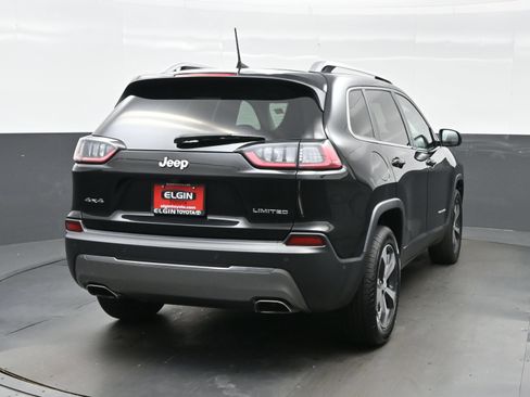 Used 2019 Jeep Cherokee Limited w/ Luxury Group AWD/4WD image 5