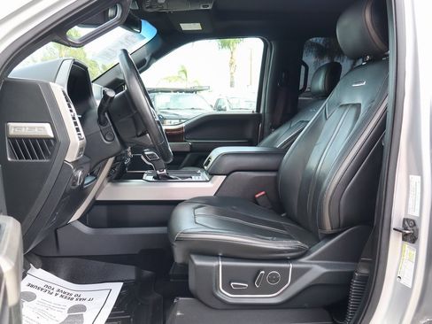 Used 2016 Ford F150 Platinum w/ Equipment Group 701A Luxury image 18