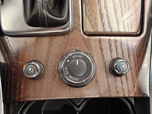 Used 2015 INFINITI Q70 L 3.7 w/ Deluxe Touring Package image 54