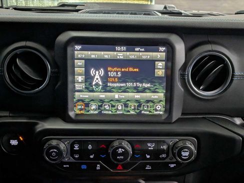 Used 2022 Jeep Wrangler Unlimited Rubicon 4xe w/ Cold Weather Group image 28