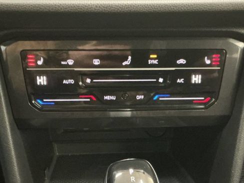 Used 2022 Volkswagen Tiguan SE R-Line AWD/4WD image 67