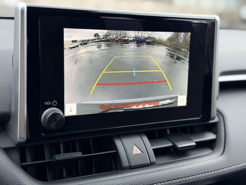 Used 2023 Toyota RAV4 LE image 13