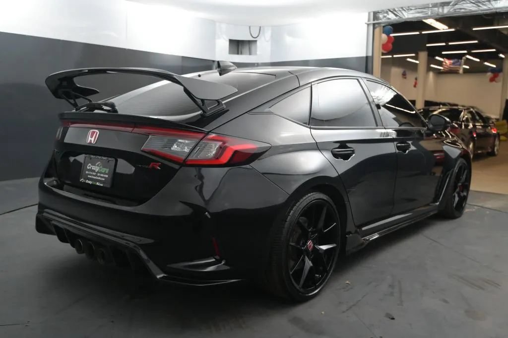 Used 2024 Honda Civic Type R image 5