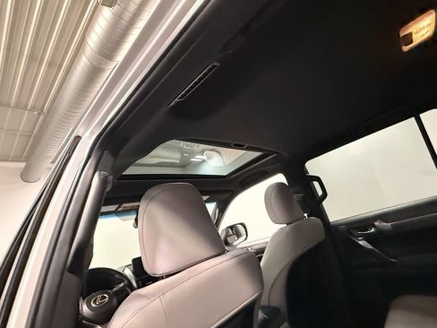 Used 2023 Lexus GX 460 image 50