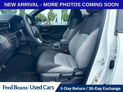 Used 2024 Toyota Tacoma TRD Sport AWD/4WD image 11