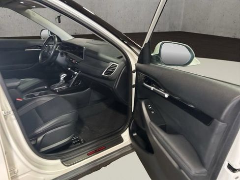 Used 2025 Kia Seltos EX AWD/4WD image 35