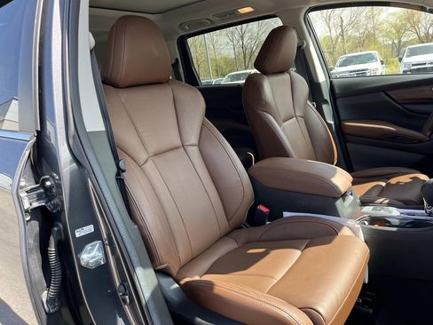 Used 2024 Subaru Ascent Touring AWD/4WD image 24