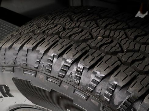 Certified 2025 Ford F150 STX image 19