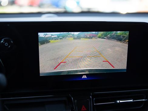 Used 2024 Chevrolet TrailBlazer LT w/ Convenience Package FWD image 18