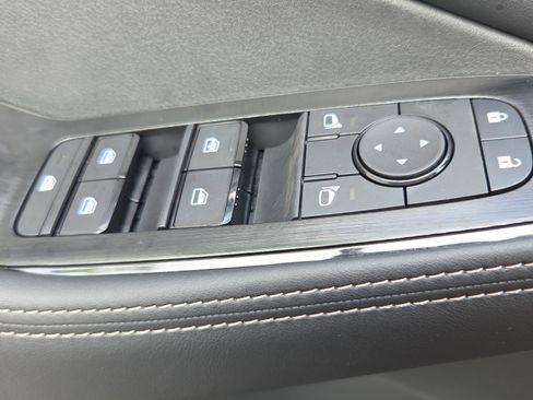 New 2026 Nissan Rogue SV w/ SV Premium Package FWD image 29
