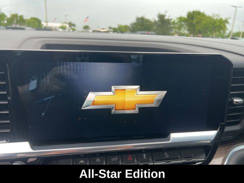 Used 2023 Chevrolet Silverado 1500 RST AWD/4WD image 41
