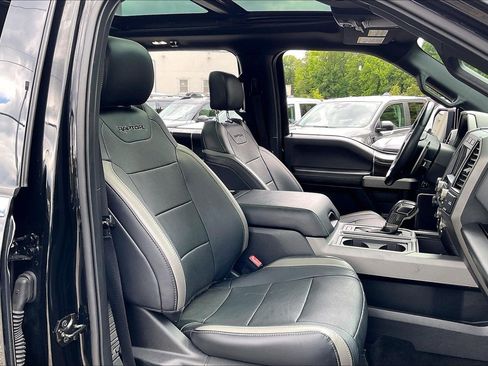 Used 2018 Ford F150 Raptor w/ Equipment Group 802A Luxury AWD/4WD image 7