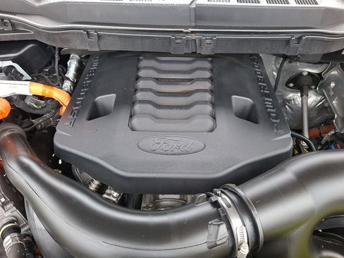 Certified 2021 Ford F150 Lariat w/ Equipment Group 502A High image 27