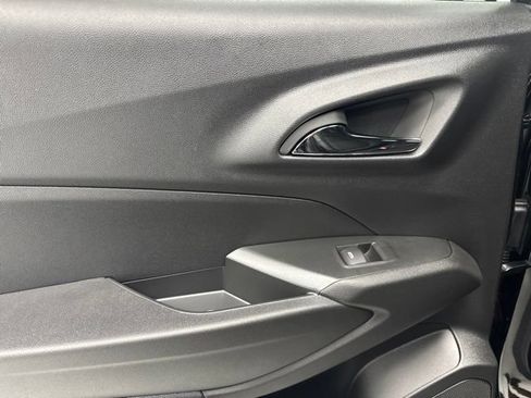 New 2026 Chevrolet Trax RS w/ Driver Confidence Package FWD image 24
