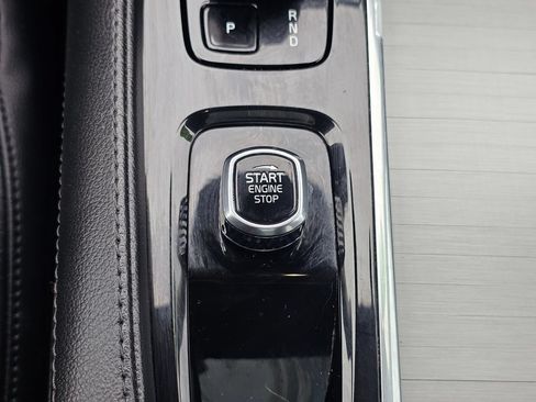 Used 2023 Volvo XC90 B5 Core w/ Protection Package Premier AWD/4WD image 25