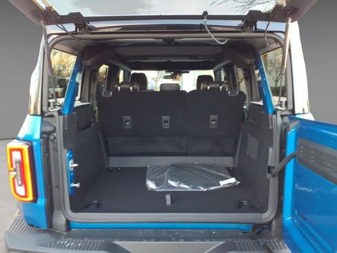 New 2025 Ford Bronco Badlands image 7