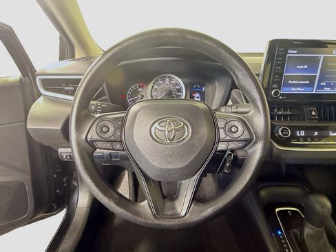 Used 2022 Toyota Corolla LE FWD image 13