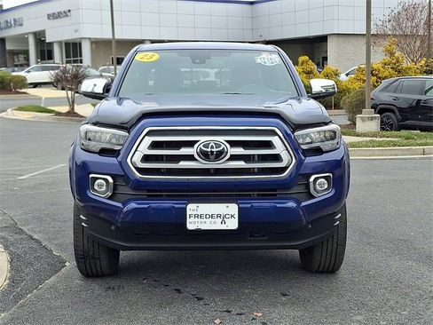 Used 2023 Toyota Tacoma Limited image 2