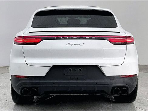 Used 2022 Porsche Cayenne S AWD/4WD image 4