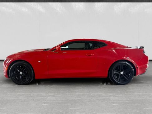 Used 2024 Chevrolet Camaro LT w/ Technology Package RWD image 2