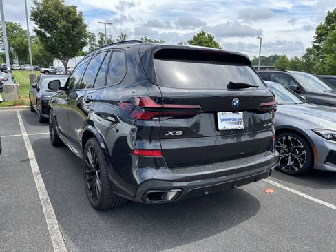 Used 2024 BMW X5 sDrive40i w/ M Sport Package RWD image 15