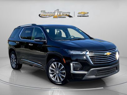 Used 2023 Chevrolet Traverse Premier