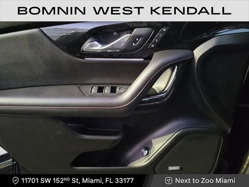 Used 2023 Chevrolet Blazer RS w/ Enhanced Convenience Package image 27