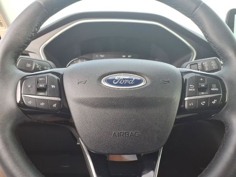 Used 2022 Ford Escape SE w/ Convenience Package FWD image 23